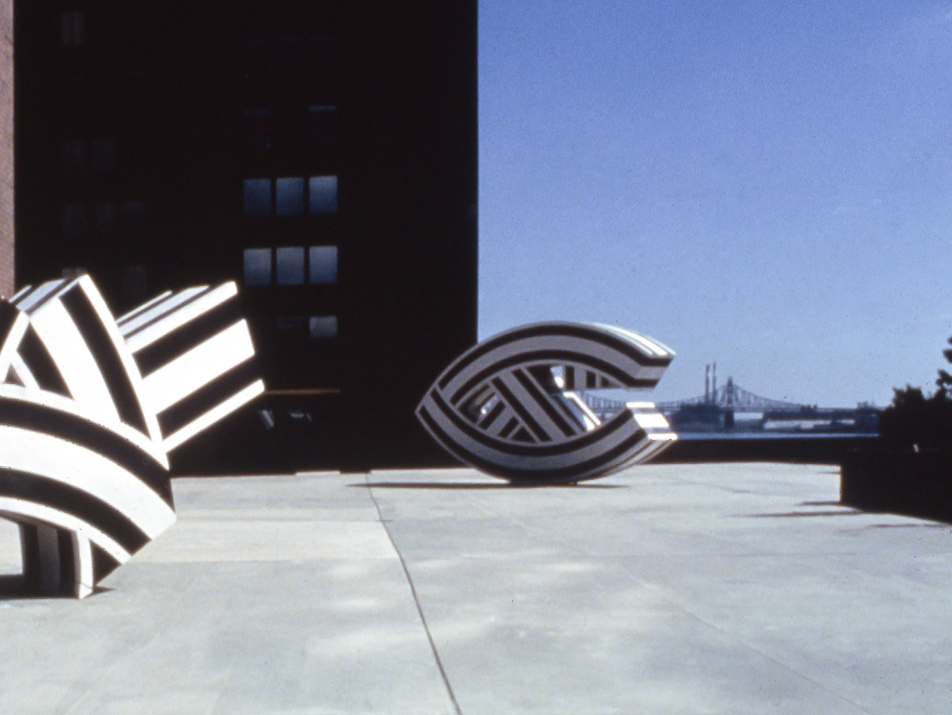 {Ossokmanuan}, 1977