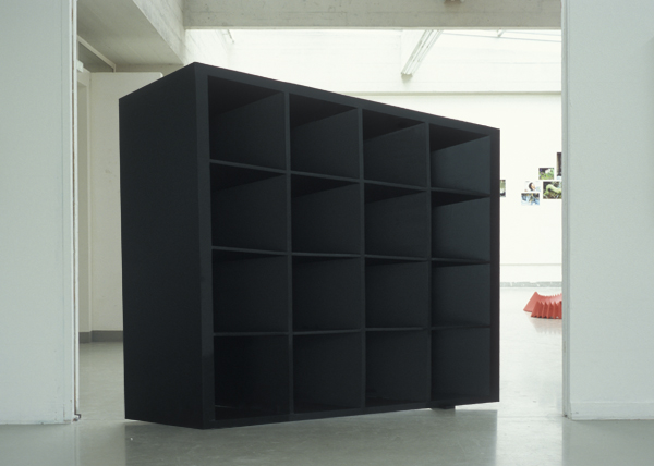 {Le rangement,} 2005