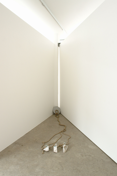 {Le vieux père, ces endroits perdus,} 2011 