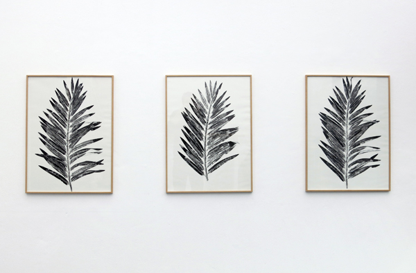 {Faux Prétendants,} 2016