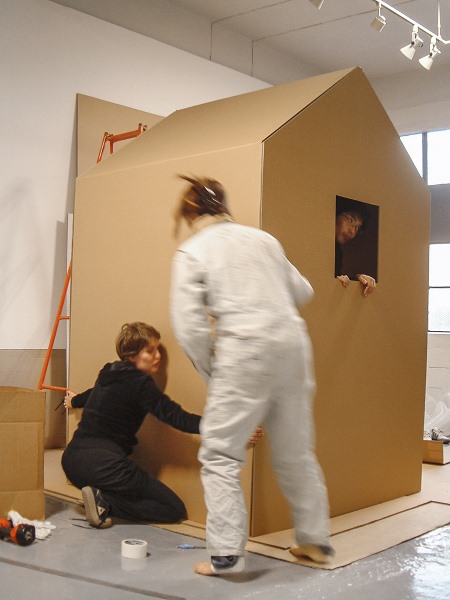 Vue du montage de l'exposition