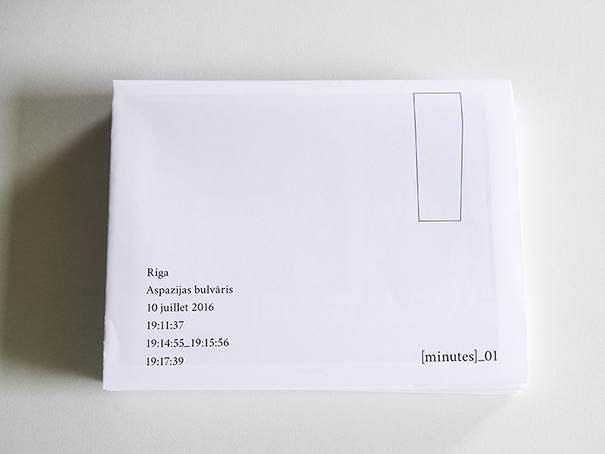 {[minutes] #1, Arrêt de tramway, Riga, 10 juillet 2016}, juillet 2016