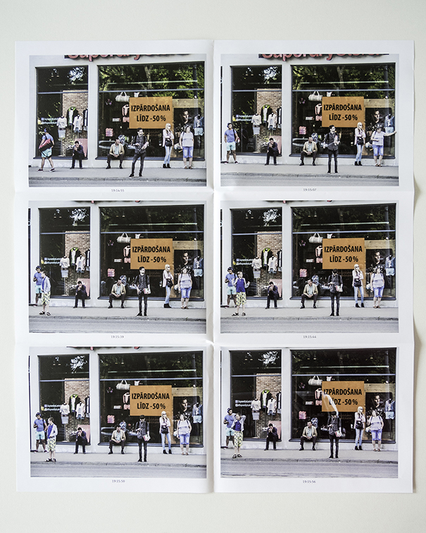 {[minutes] #1, Arrêt de tramway, Riga, 10 juillet 2016}, juillet 2016