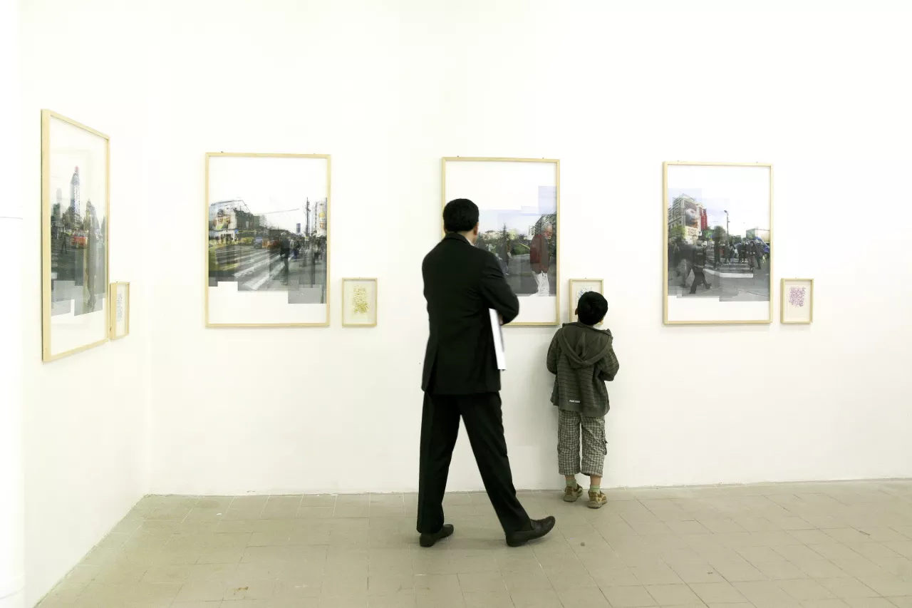 {{ {Slavja Square} + {Dessins sismographiques}, 2009-2010 }}