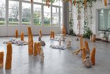 Vue de l'exposition In Medio Aquae, Centre d'art Chasse-Spleen, Moulis-en-Médoc, 2024 Présentées avec ? et ?