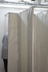 Vue de l'exposition entre, Lavitrine (lac&s), Limoges, 2011