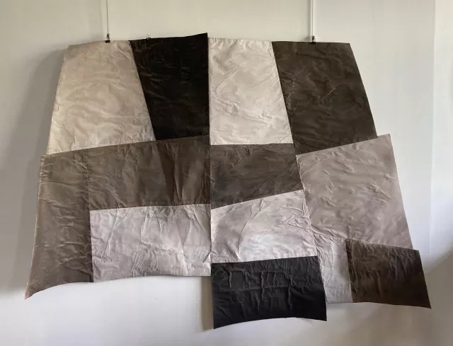 Papier Kraft, fil, 137 x 190 cm, 2025