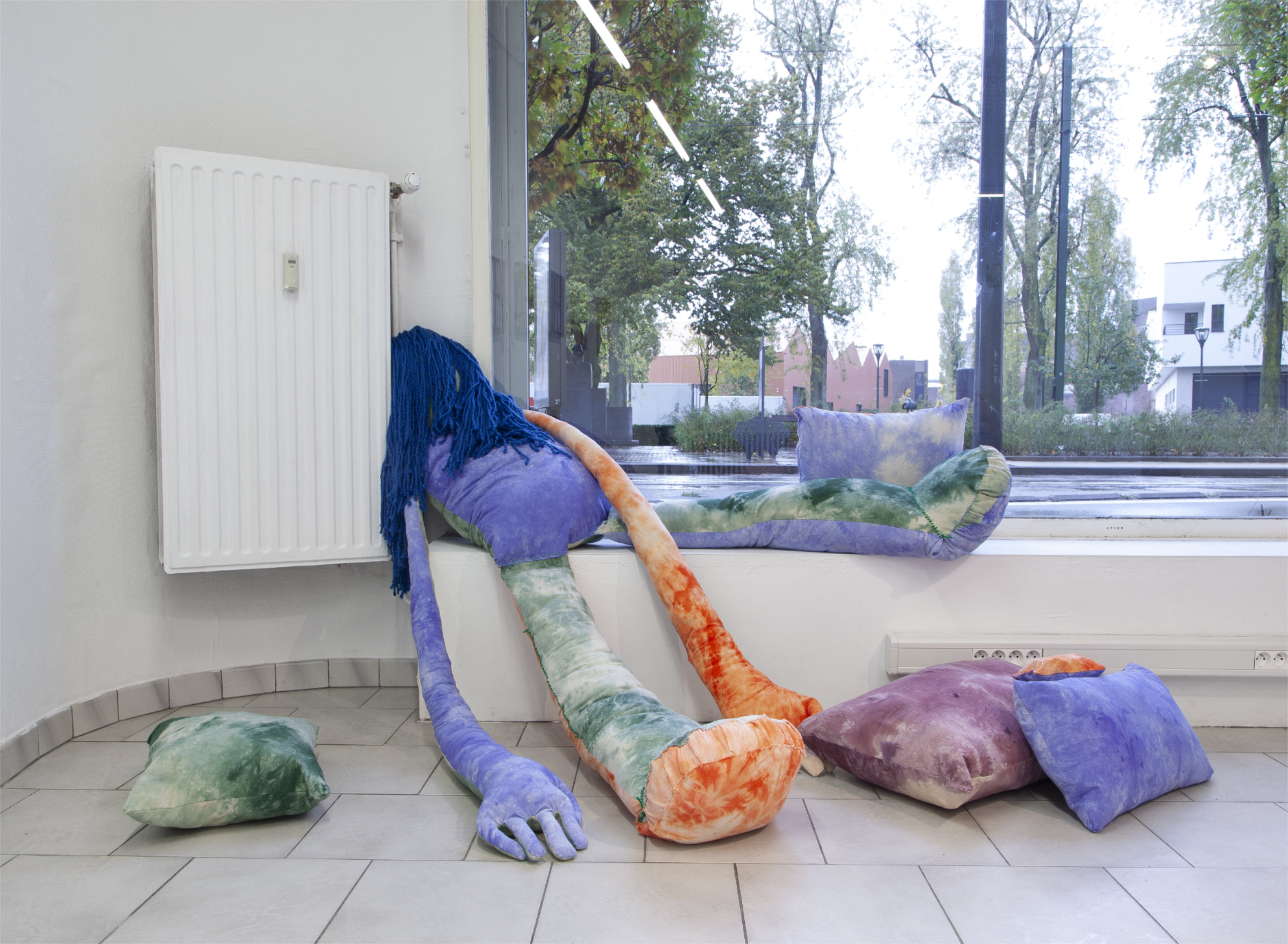 {Limp Doll (Blue)}, 2019