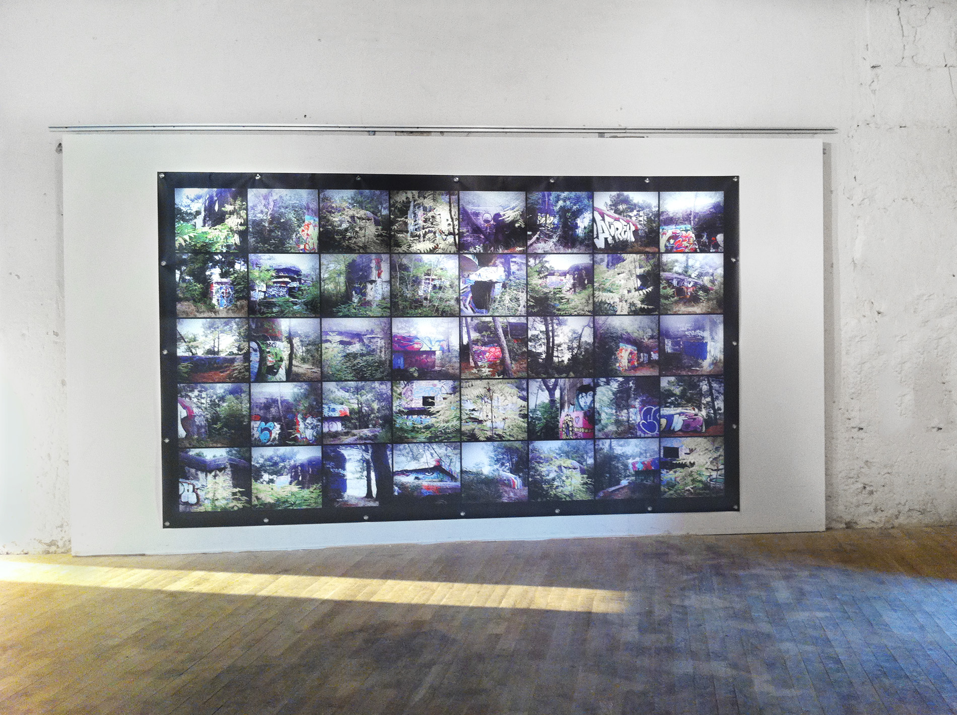 Vue de l'exposition, Château d'Excideuil, avec 24, Association Culturel Excit'œil