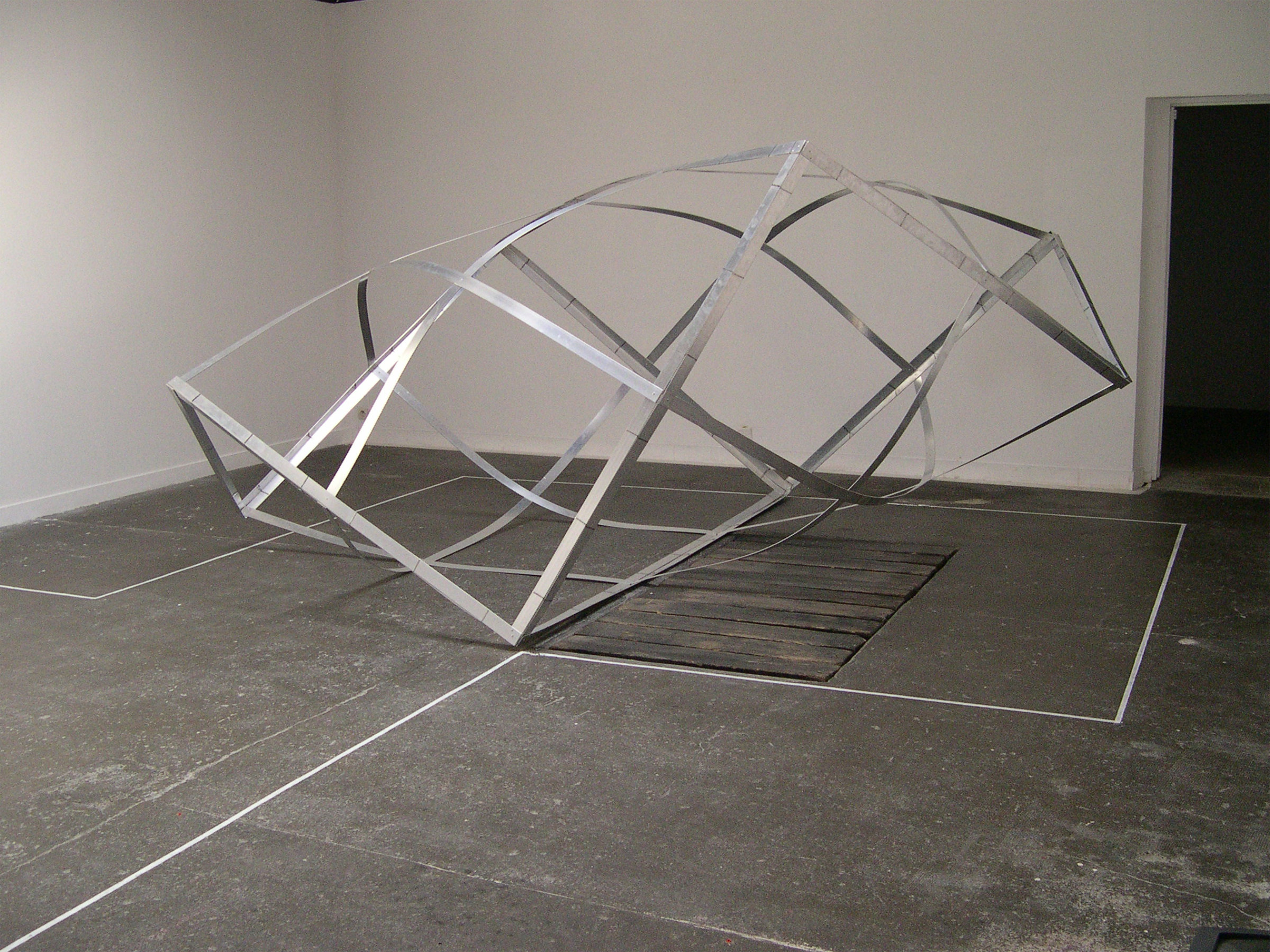 {Enveloppé}, 2004