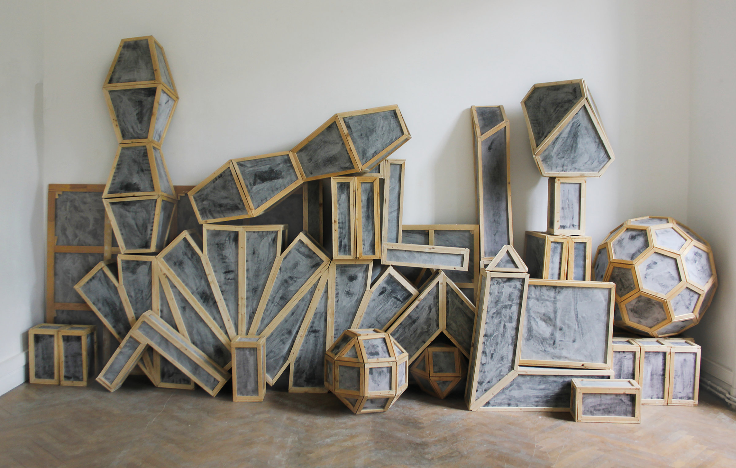 {Formes en transit}, 2015