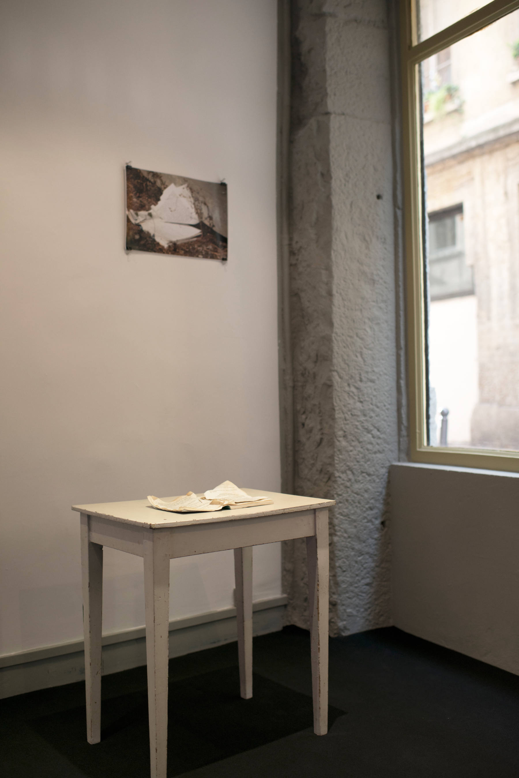 Vue de l'installation dans le cadre de l'exposition Sculpter la distance (2014), LEVD, Lyon