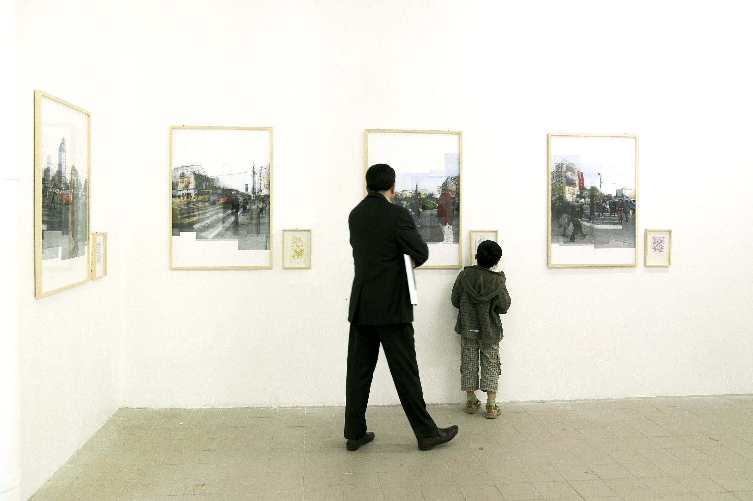 {{ {Slavja Square} + {Dessins sismographiques}, 2009-2010 }}