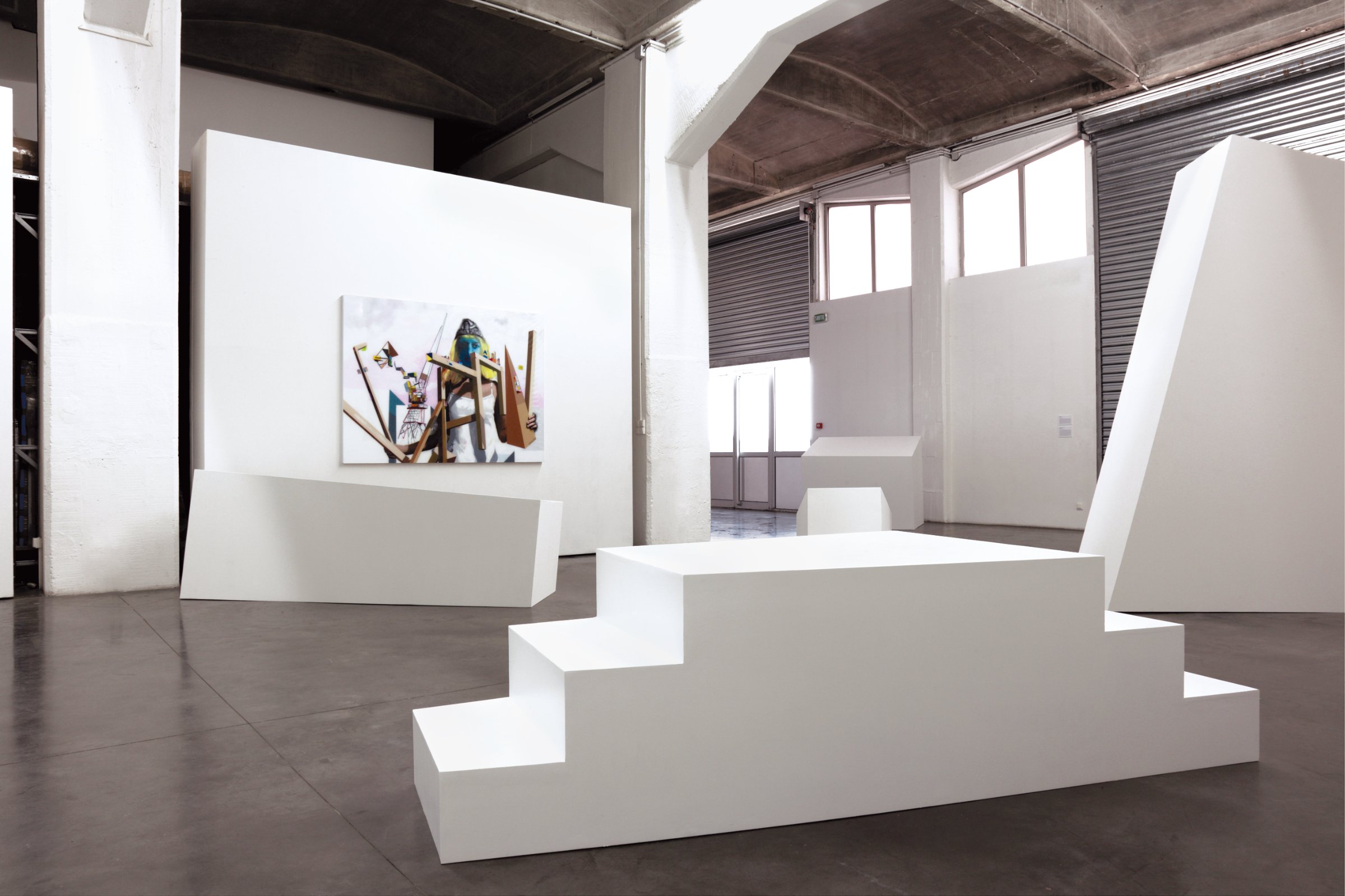 Vue de l'exposition {x degrés de déplacement}, 2011