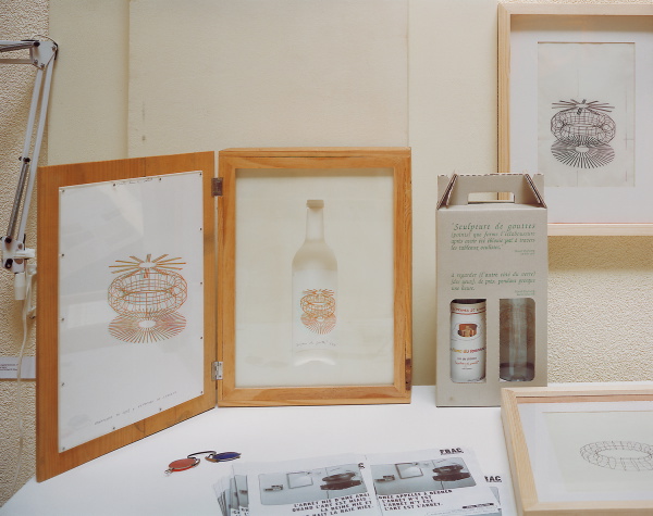 {Coffret Sculpture de gouttes}, 1989
