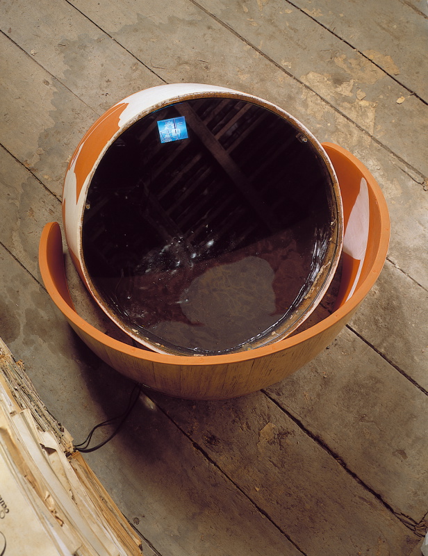 {Le Flanc du tonneau,} 1989 : le « puits »