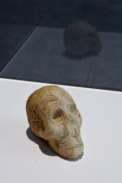 {Crâne,} 2002-2003