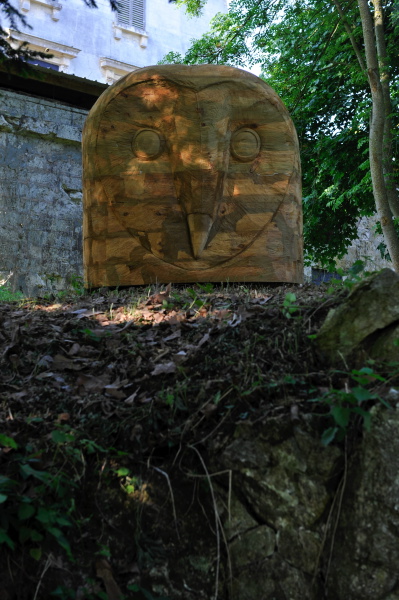 {Tête Colossale,} 2011
