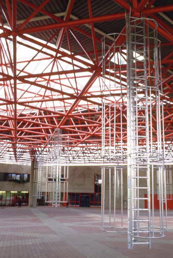 {Colonnes,} 1988