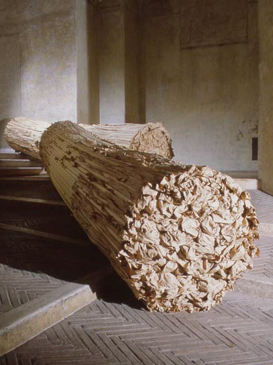 {2 colonnes,} 1982