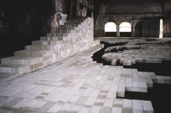 {Une feuille d'acanthe,} 1990