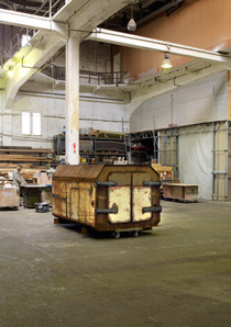 Vue de la cabine sonore dans les ateliers de la Fondation 93