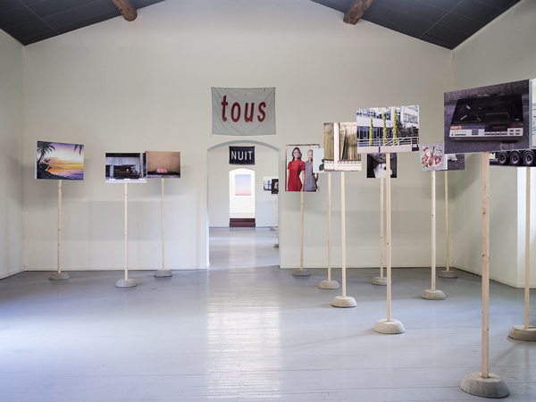 Vue de l'exposition {{Tous}}, été 2015