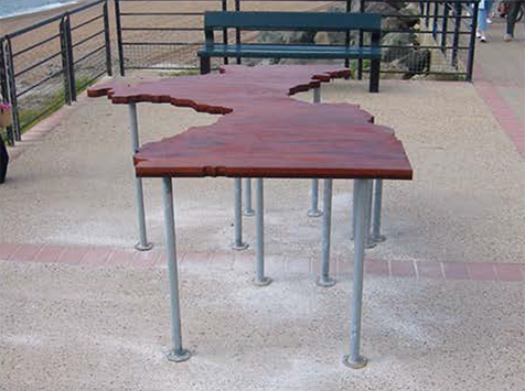 {Table limite,} 2007 (détail)