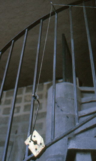 {La machine à faire voler des rondelles de saucissons}, 1989 (détail)