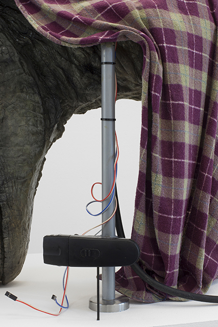 Michele Gabriele, {Your lies embarrass me so much that when I found out exactly what it was, I'd rather pretend to believe your words,} 2018, (détail)