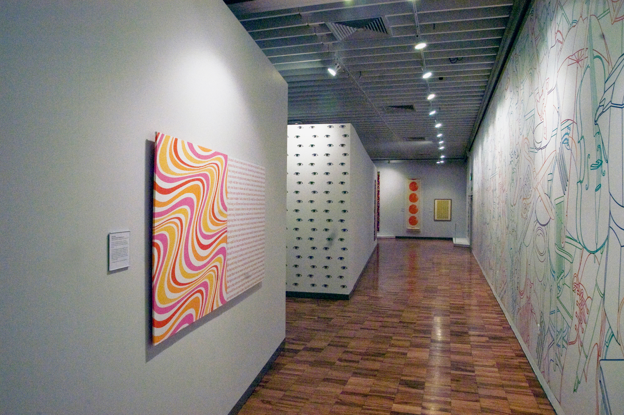 Vue de l'exposition Walls are talking, Whitworth art gallery, Manchester