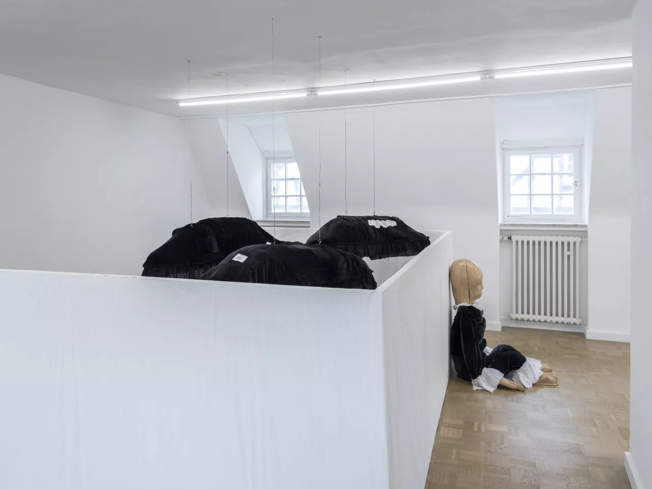 Vue de l'exposition Ich glaube, wir sollten woanders hingehen, Kunstverein, Bielefeld (De), 2023