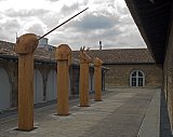 Vue de l'exposition 44°50'54N/0°34'19W, Capc, Musée d'art contemporain, Bordeaux, 2007
