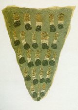 {Pubis d'herbes}, Papier kraft, herbes sèches, colle, peinture acrylique, crayon