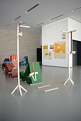 Avec des peintures de Paulis Liepa