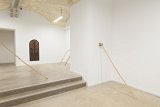 Vue de l'exposition Les jours tranquilles, Galerie Pierre Poumet, Bordeaux, 2019 L'ensemble des œuvres de l'exposition a été réalisé en bois (pin et contreplaqué).