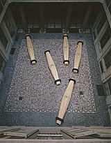 {6 colonnes,} 1984