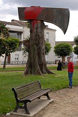 {Outils,} 2007