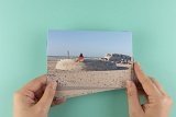 Edition de cartes postales à partir d'une sélection de photographies de la série Nos châteaux de sable ne meurent pas avec l'été