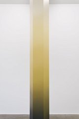 {Colonne or indigo}, 2019