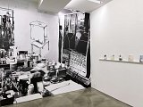 Mur du fond : L'atelier, 2022 Peinture murale, 300 x 500 cm