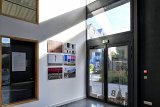 Vue de l'exposition Urbains ordinaires, L'Artichaut, Bordeaux, 2022 Avec des photographies des séries Urbains ordinaires et No Man's Land