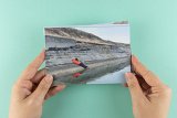 Edition de cartes postales à partir d'une sélection de photographies de la série Nos châteaux de sable ne meurent pas avec l'été