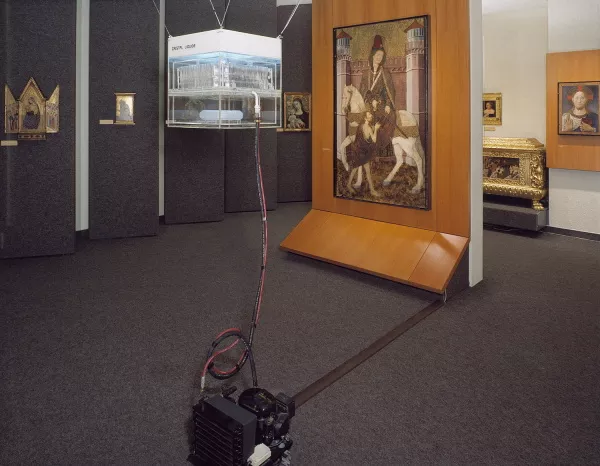 Vue de l'exposition Jean Sabrier, 1996 (Salle des Primitifs)
